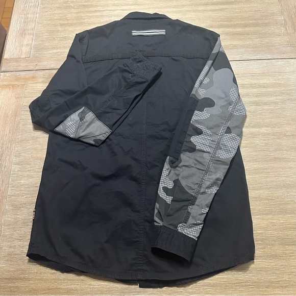 Triple Five Soul | Men's Vintage Camo (black/gray) Light Jacket - Size Medium - Picture 4 of 10